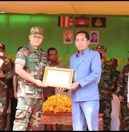 ហន ពិសិដ្ឋ Han Piseth