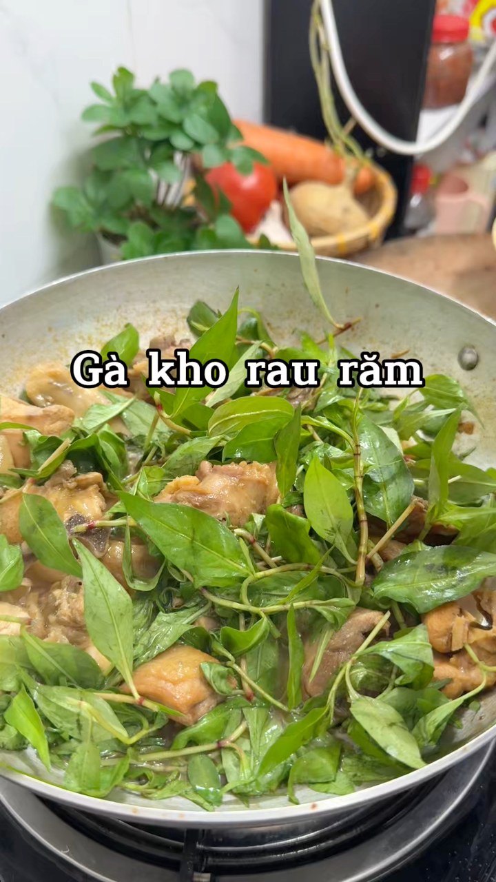 Gà kho rau răm. Món này nên thử nha #naudeanngon #chongnauvokhen # ...