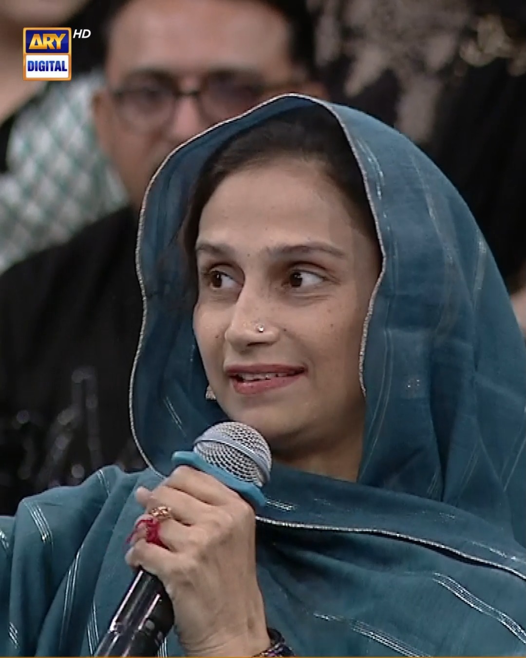 Fahad Bhai aap sun hi nahi rahey 😅 Watch HD LIVE transmission on ARY ...
