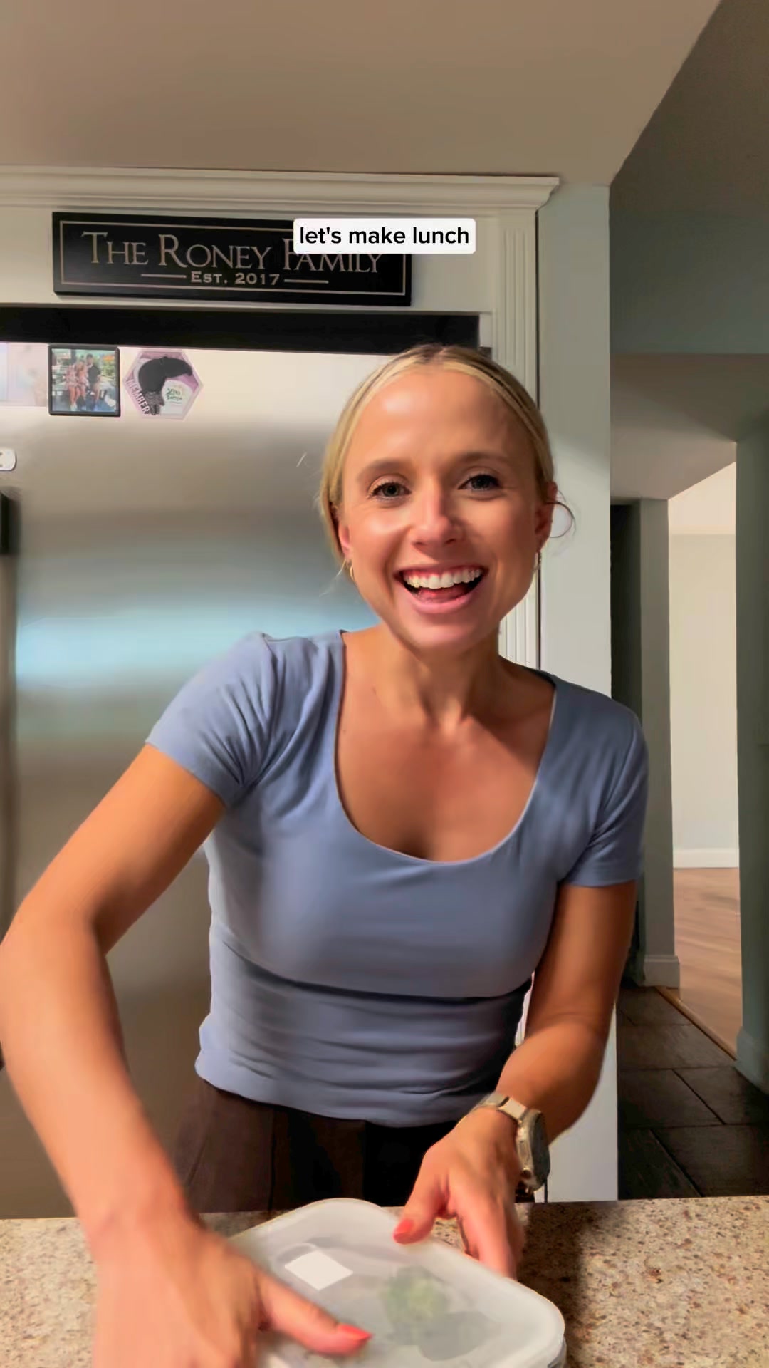 Let’s make lunch! 🥙 Hope you are having something for lunch too!🙌 After ...