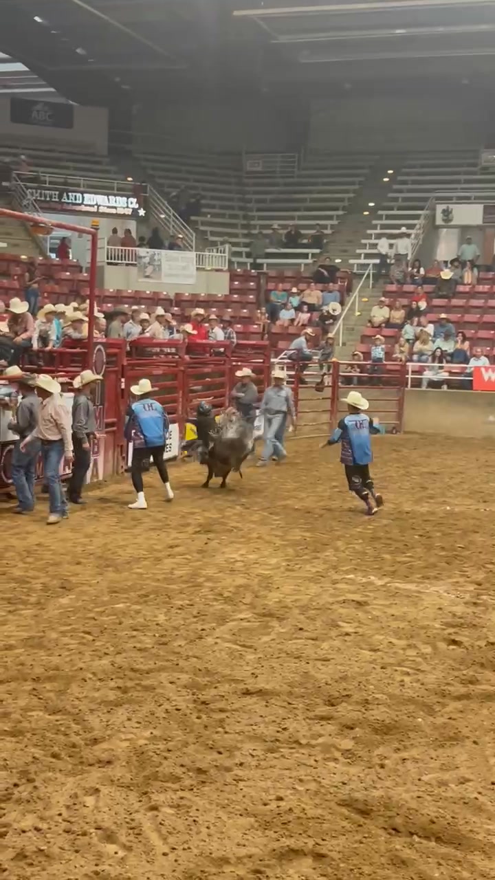 Semi Finals Daxtyn Mabel vs Way Low | Cactus Rodeo Company | Facebook