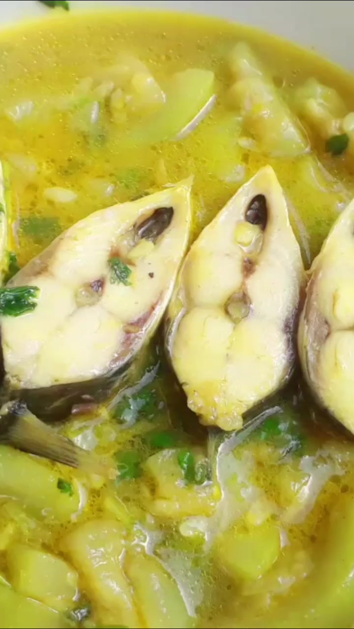 Lau llish Jhol | Hilsa Fish Curry With bottle gourd | Food recipes ...