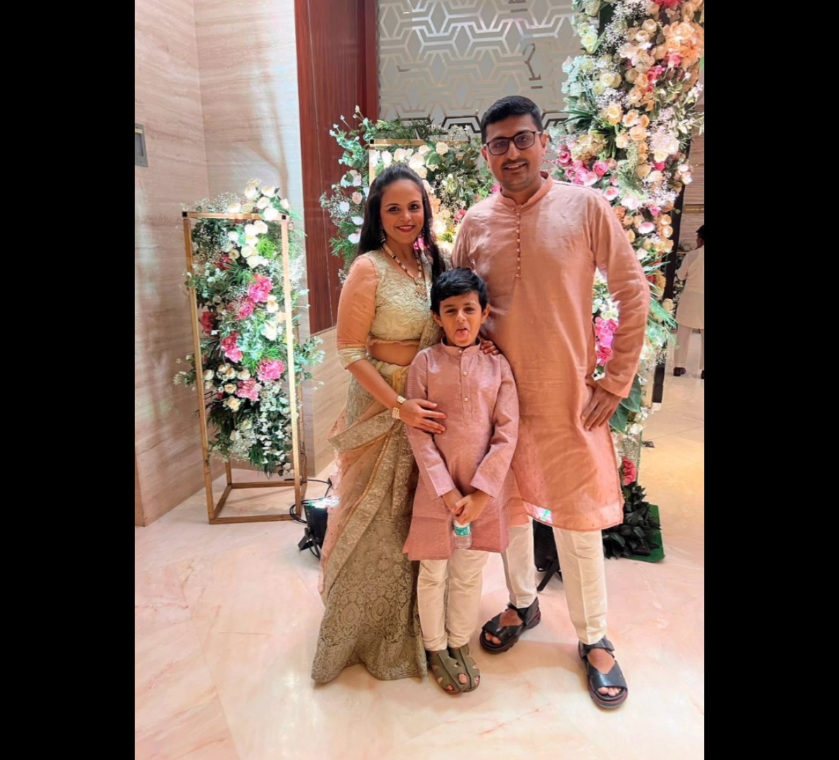 karwa chauth dress for pregnant ladies In Pregnancy 🌙 Karwa Chauth is a festival of love and celebration, not hardship. Every tradition has a story, but it's important to understand its meaning before following it blindly july arrivals
