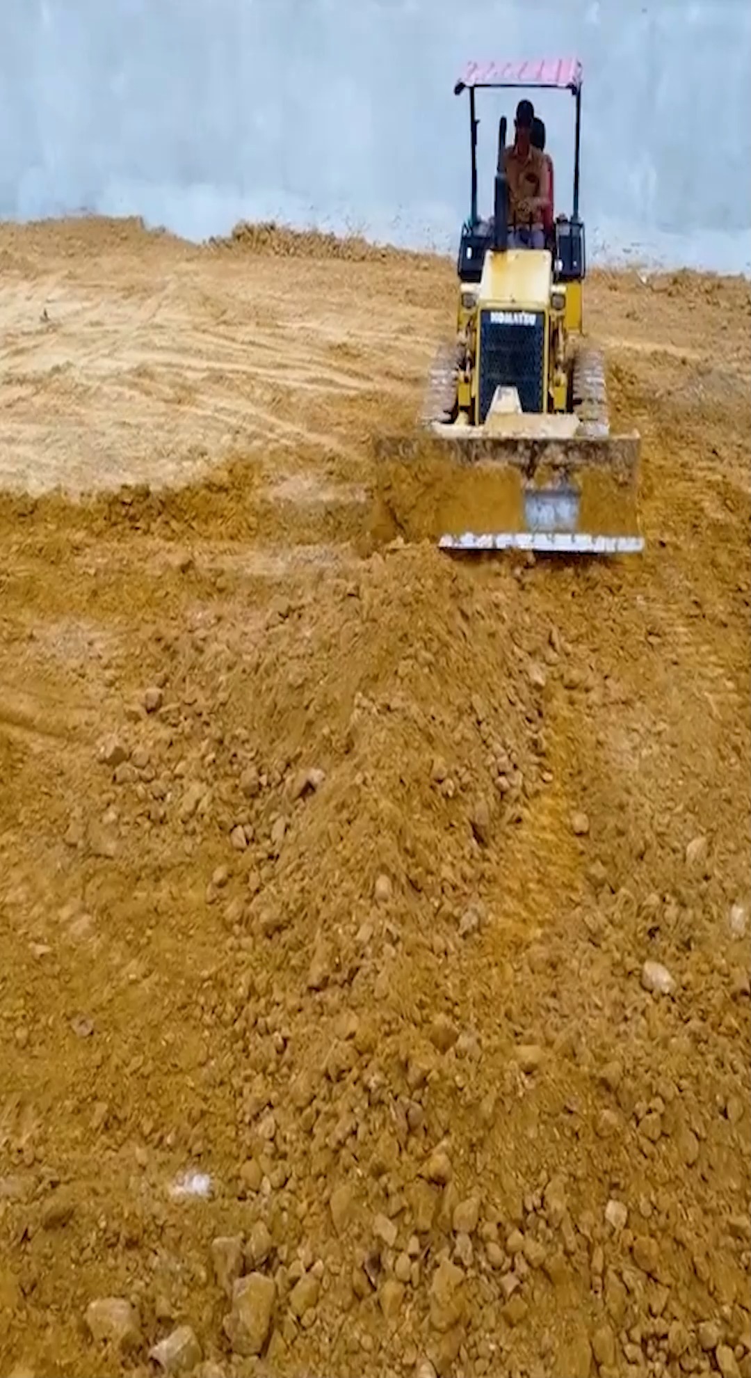 Bulldozer and Dump Truck Activities at the Project Site #dozer # ...