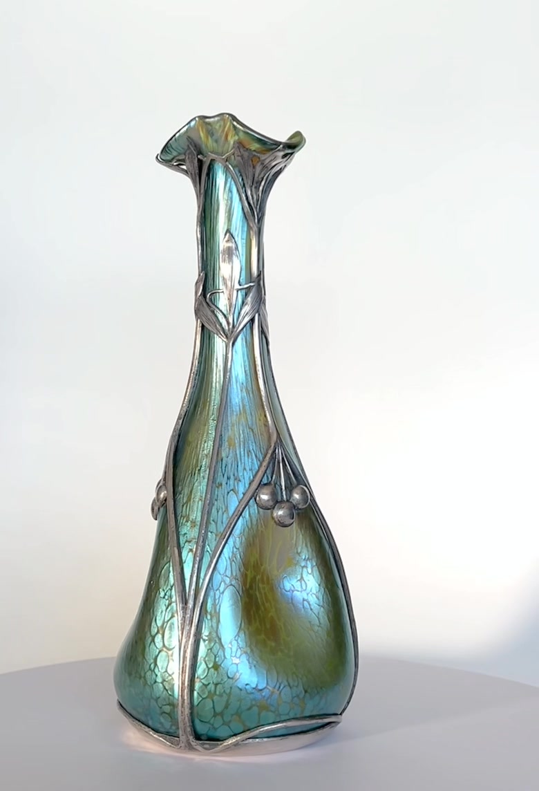 Johann Loetz Witwe vase with Argus decor