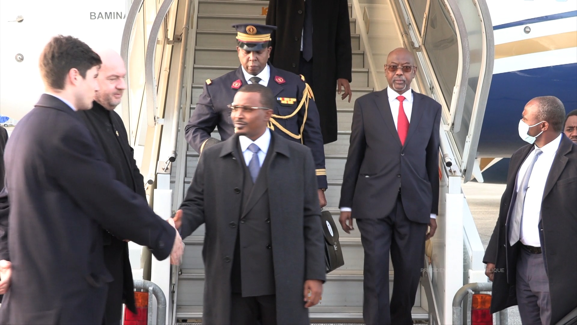 Arrivée du Président de Transition, Général MAHAMAT IDRISS DEBY ITNO à ...
