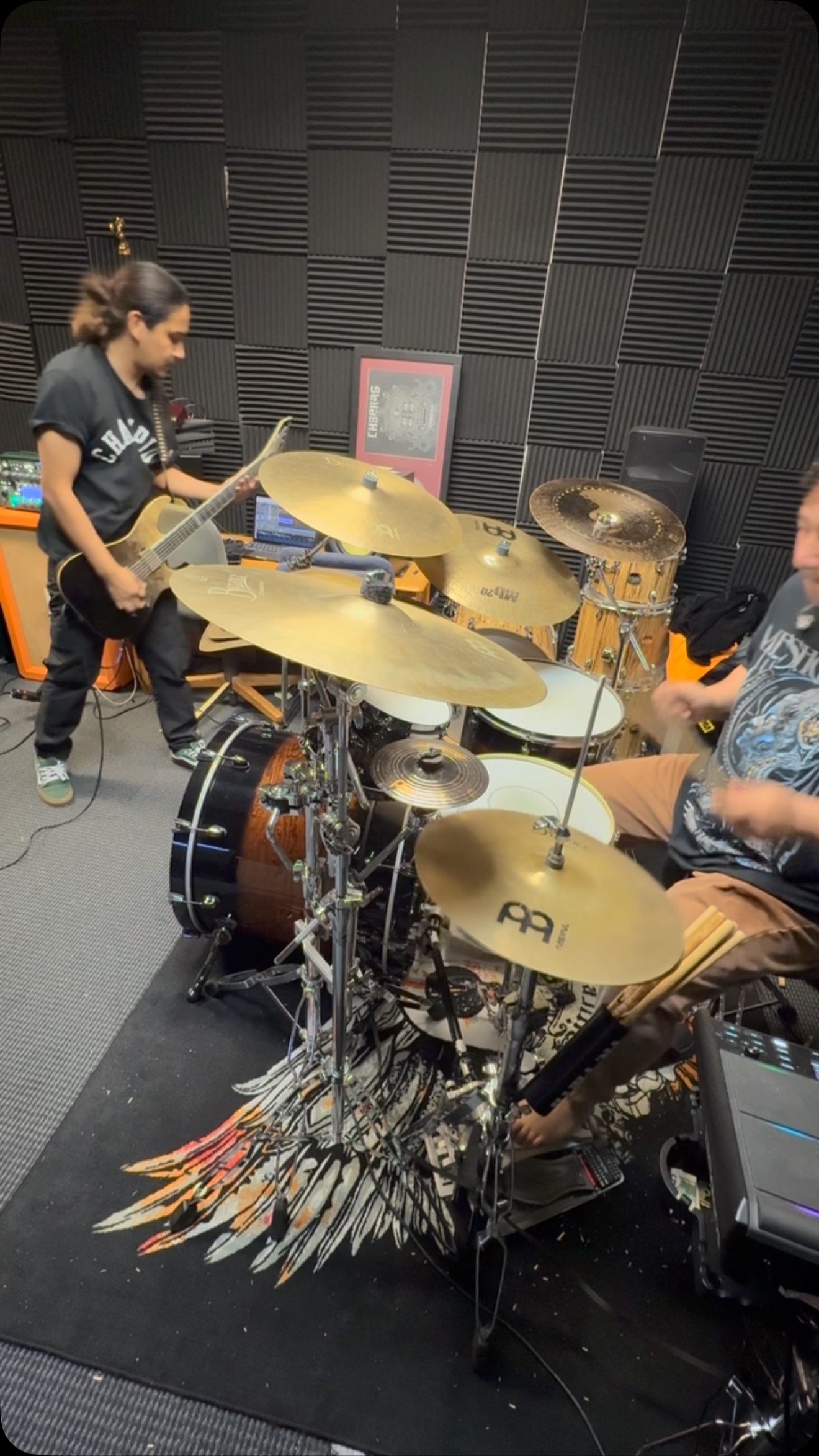 blasts & riffs w/ @esaakpun . Grind mode ON!!! #livesession #grindcore ...