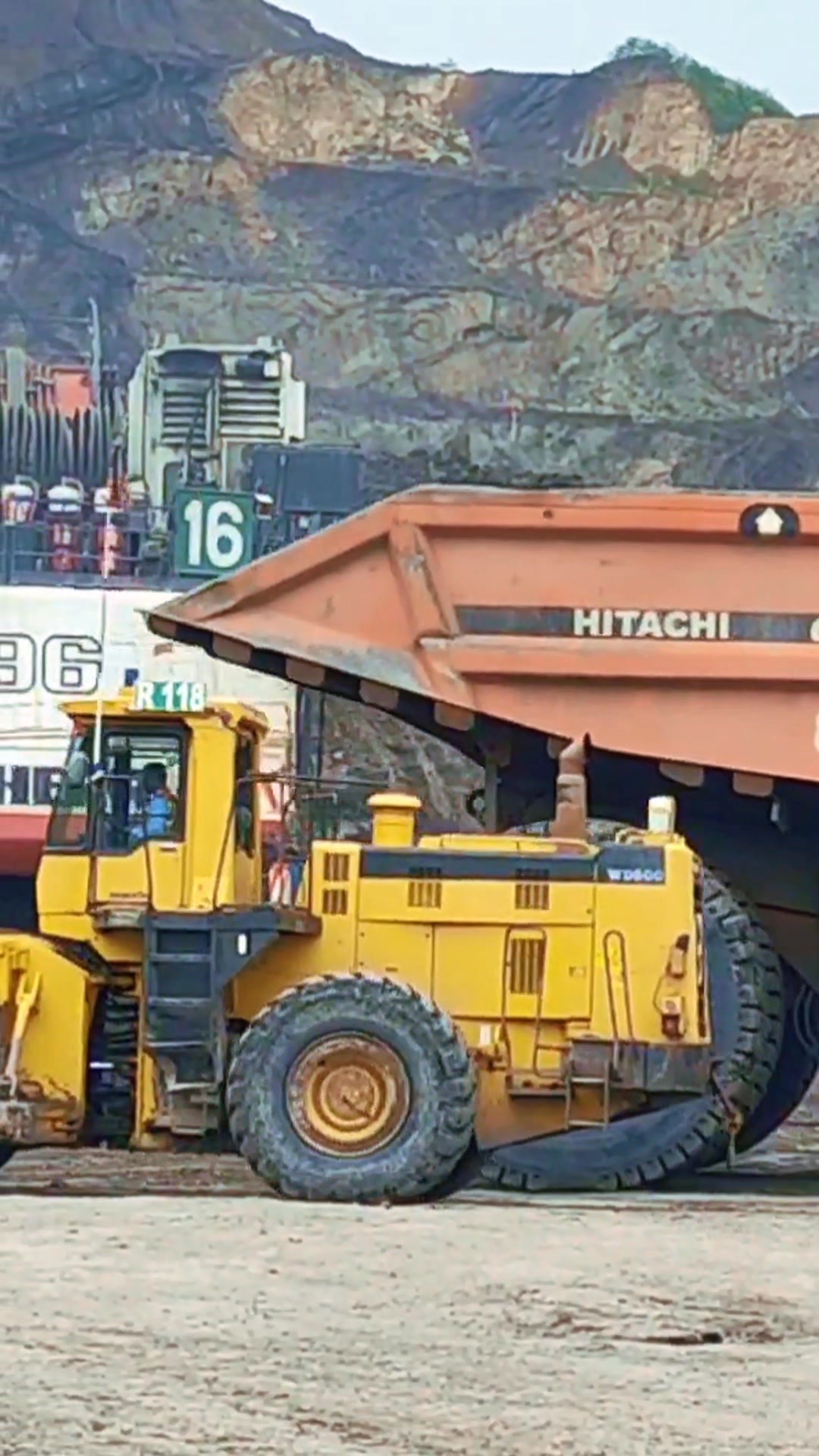 Liebherr 996 vs Hitachi EH4500 - Giant Loading Action! #fblifestyle # ...
