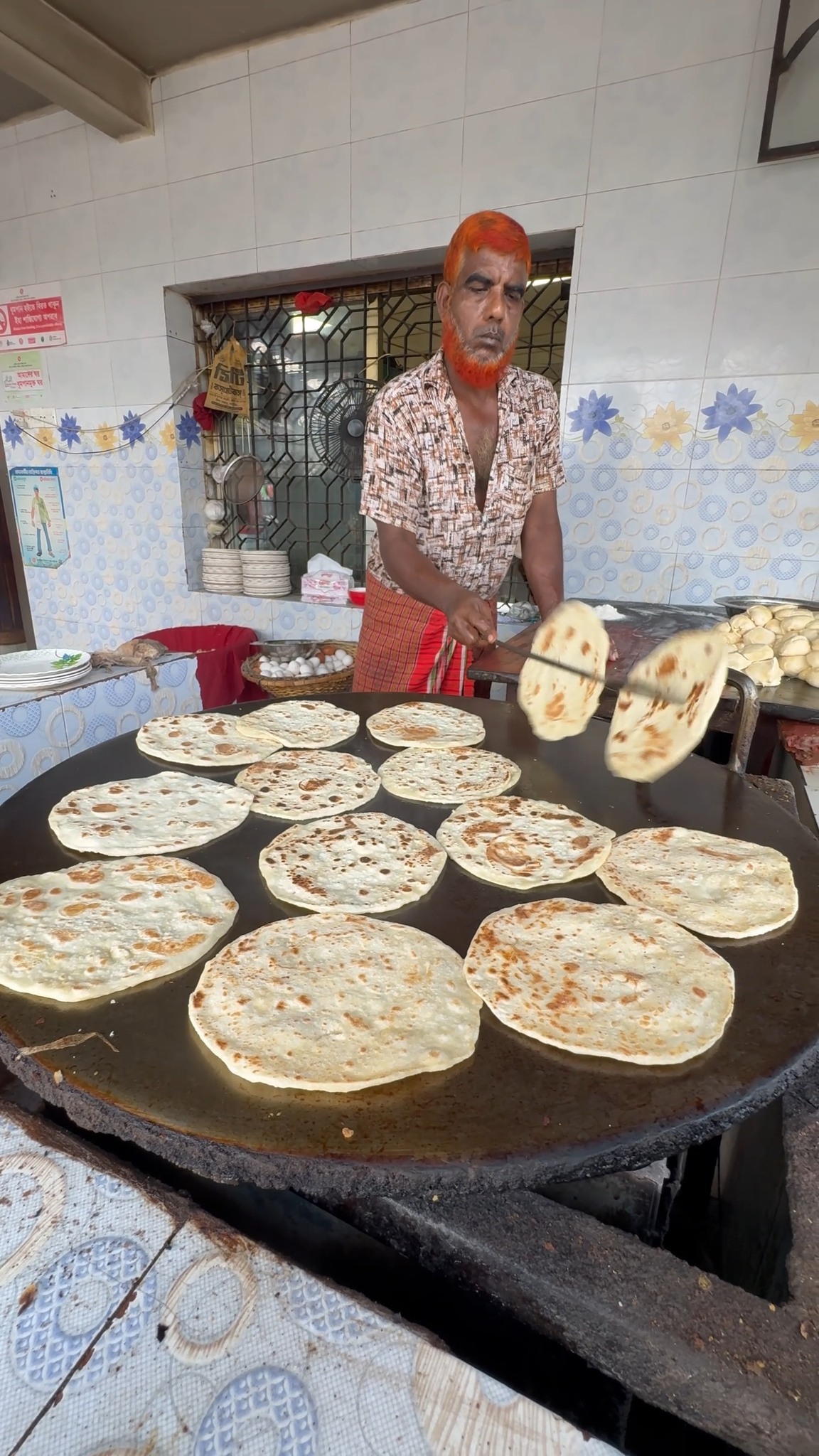 Amazingly Making Oil Free Breakfast Parata | Street Food Collecting ...