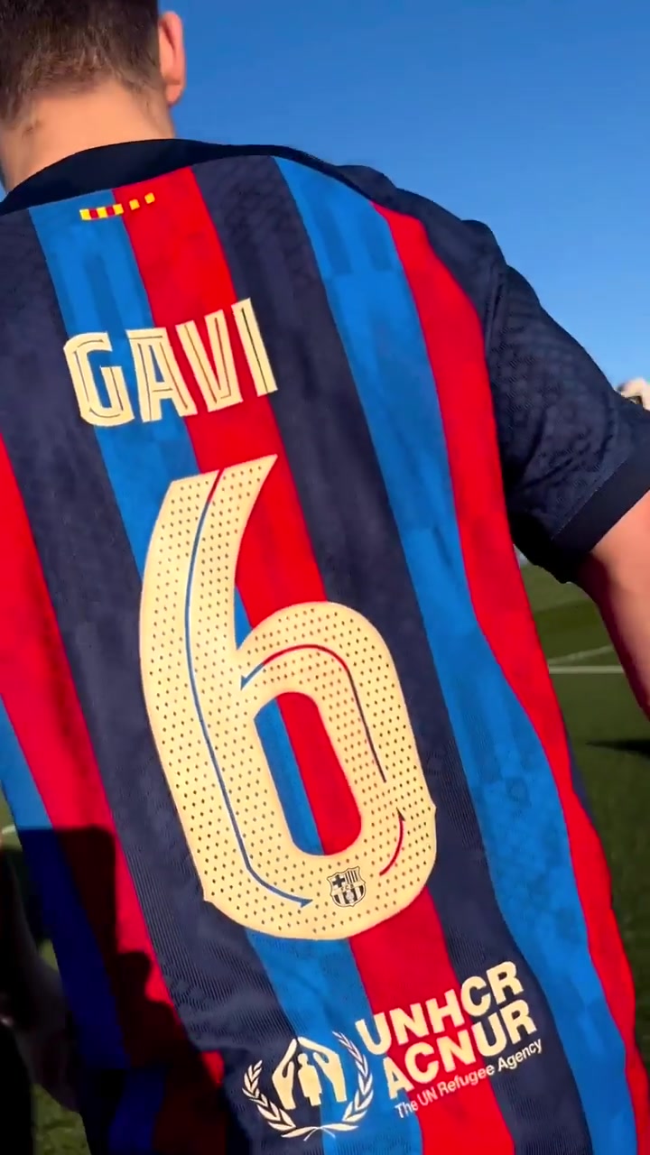 Official Number 6 At FC Barcelona 💙❤️ #FCBarcelona | Barca Insider