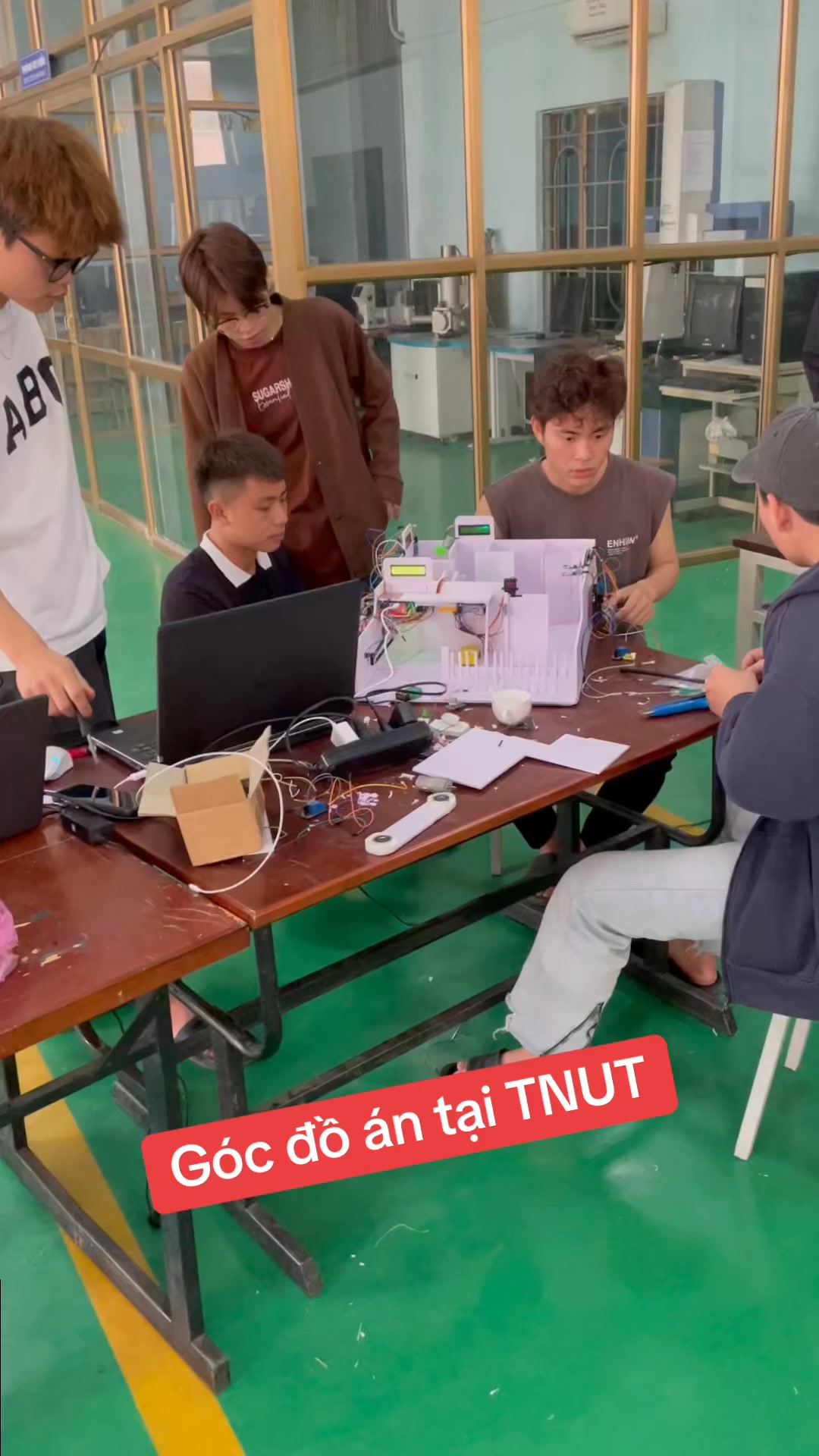 Công nghệ robot đang được trưng bày tại TNUT. #tnut | Thầy Vương Thợ Vẽ ...