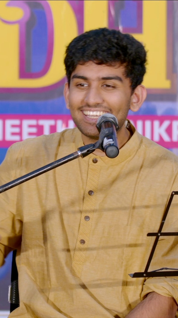Navaneeth Unnikrishnan - Singer