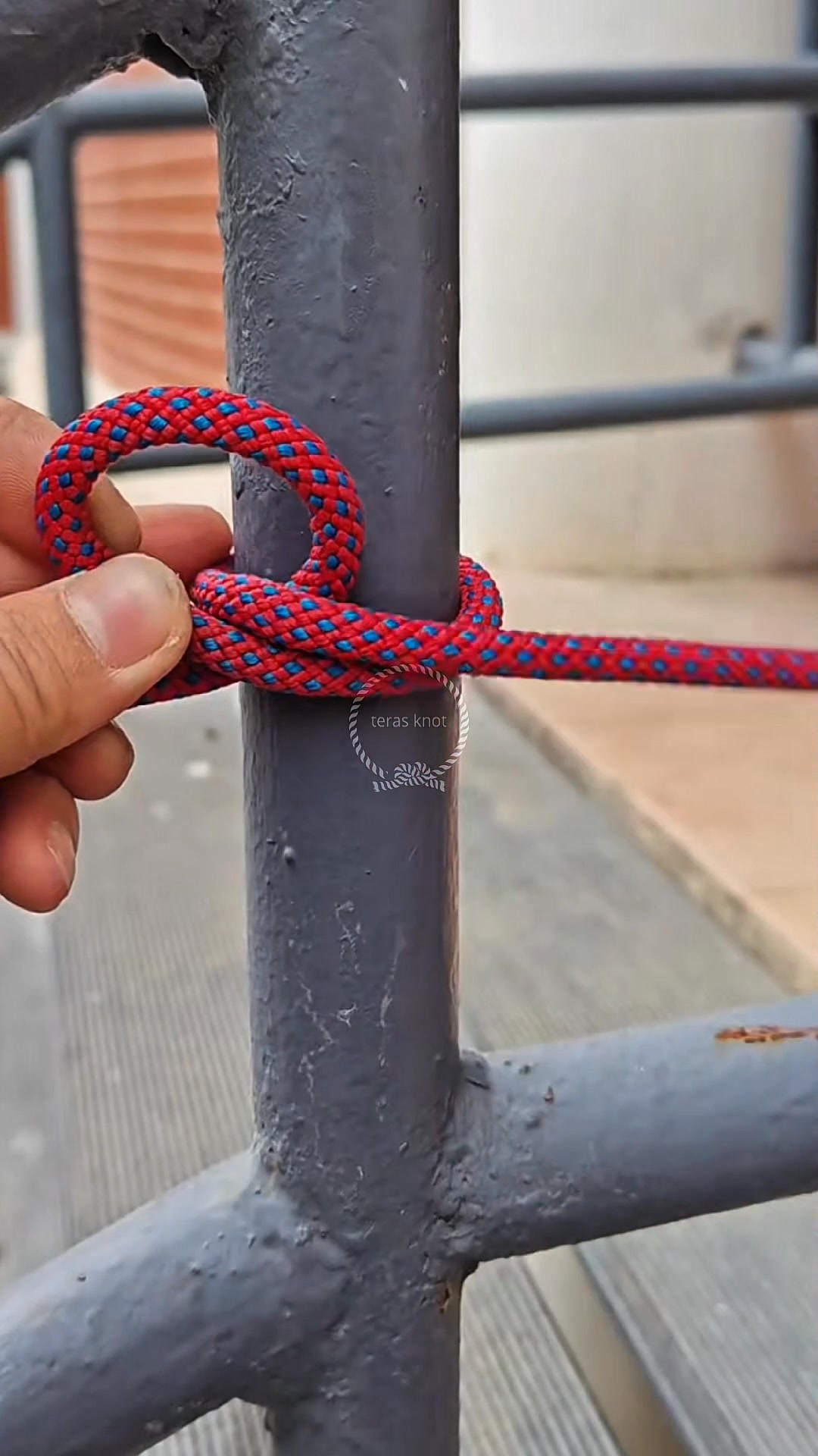 Inspired to make a rope knot, pay attention. #simpleknot #strongknot # ...