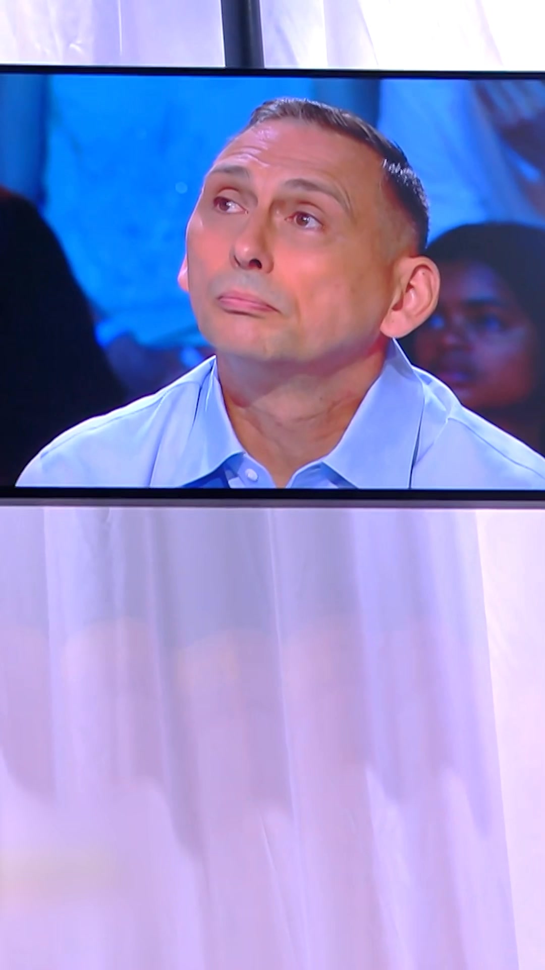 Un père tente de se racheter après des années de silence 😔 #shorts | Y ...