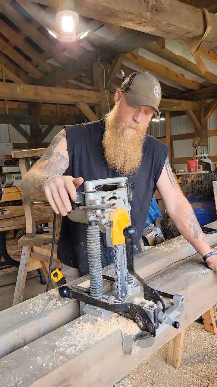 Hey Makita, how about a brand deal? 😂 Here's a video about my Chain ...