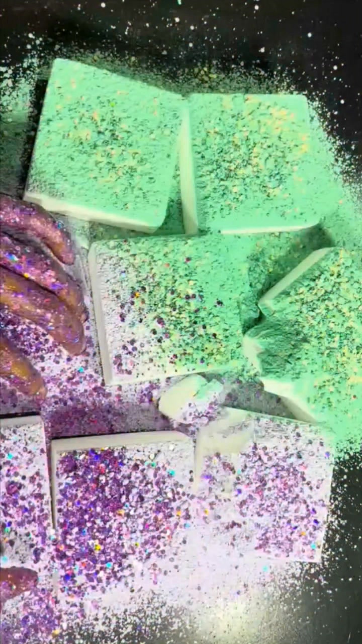 Gym Chalk Crush Please Like ️ | Share 🔁 | Follow 👣 | Comment 💬 Enjoy ...