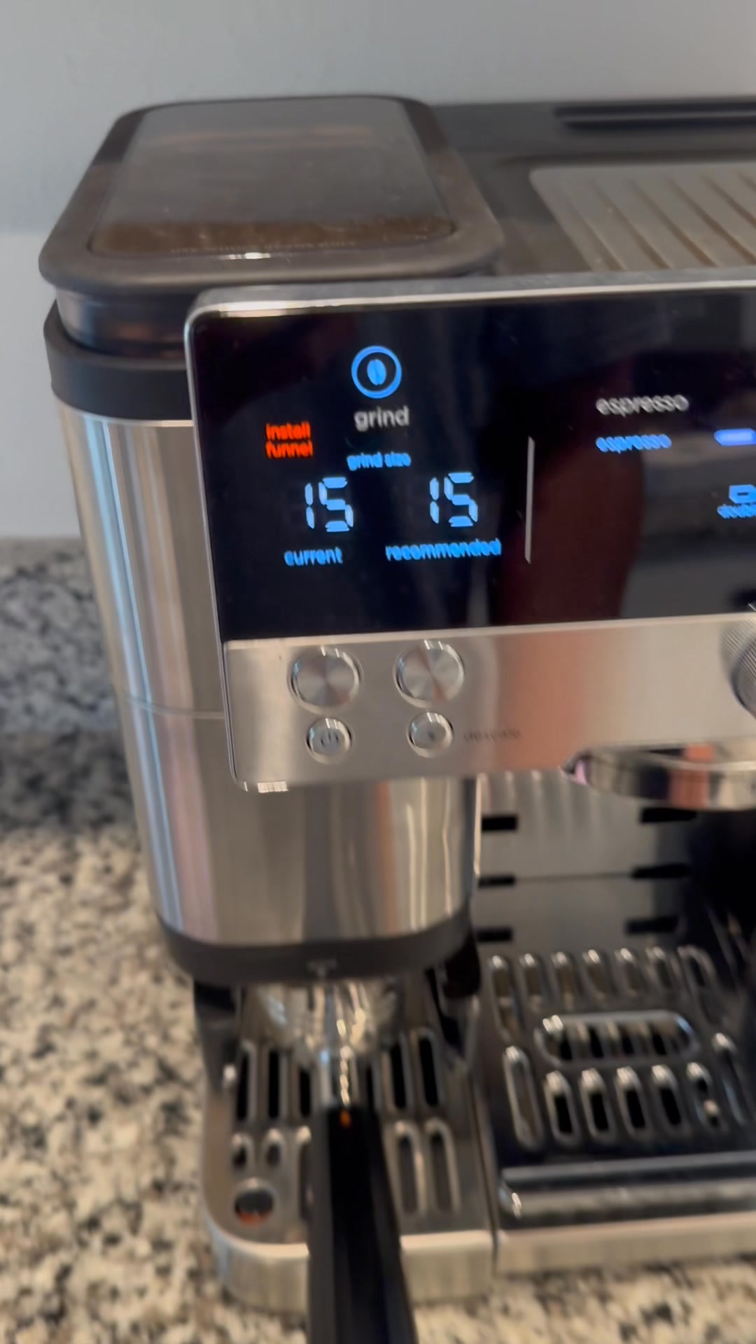 Ninja coffee machine funnel not clicking into portafilter?
