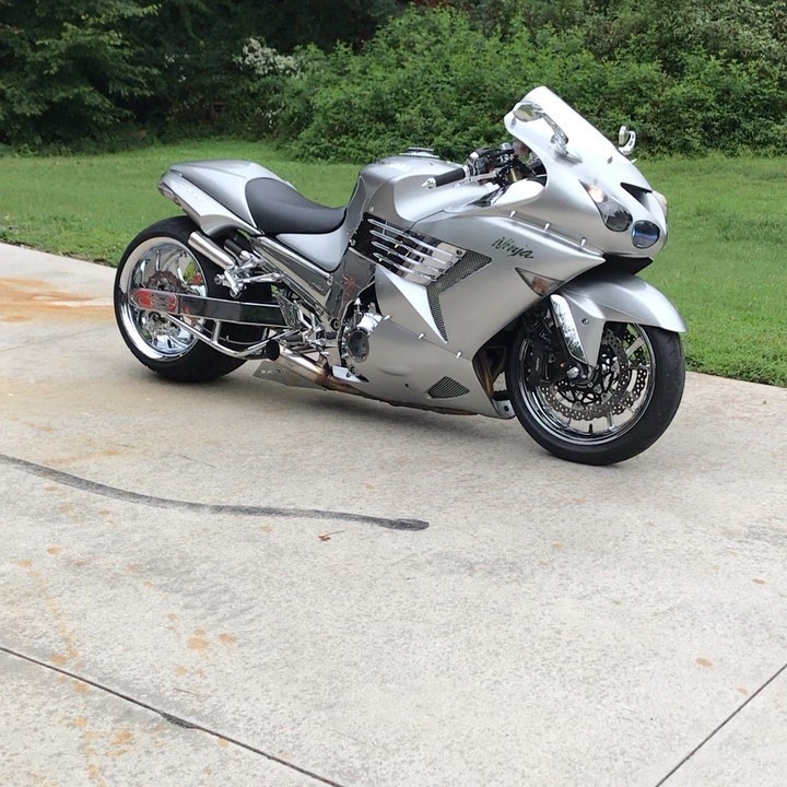 garwoodcustomcycles @kawasakiusa ZX-14 featuring our signature