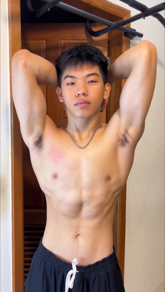 🔥 ៣ ក្បាច់ងាយៗ ហាត់យកសាច់ដុំពោះនៅផ្ទះ 👈🏻 #califlexathletics # ...