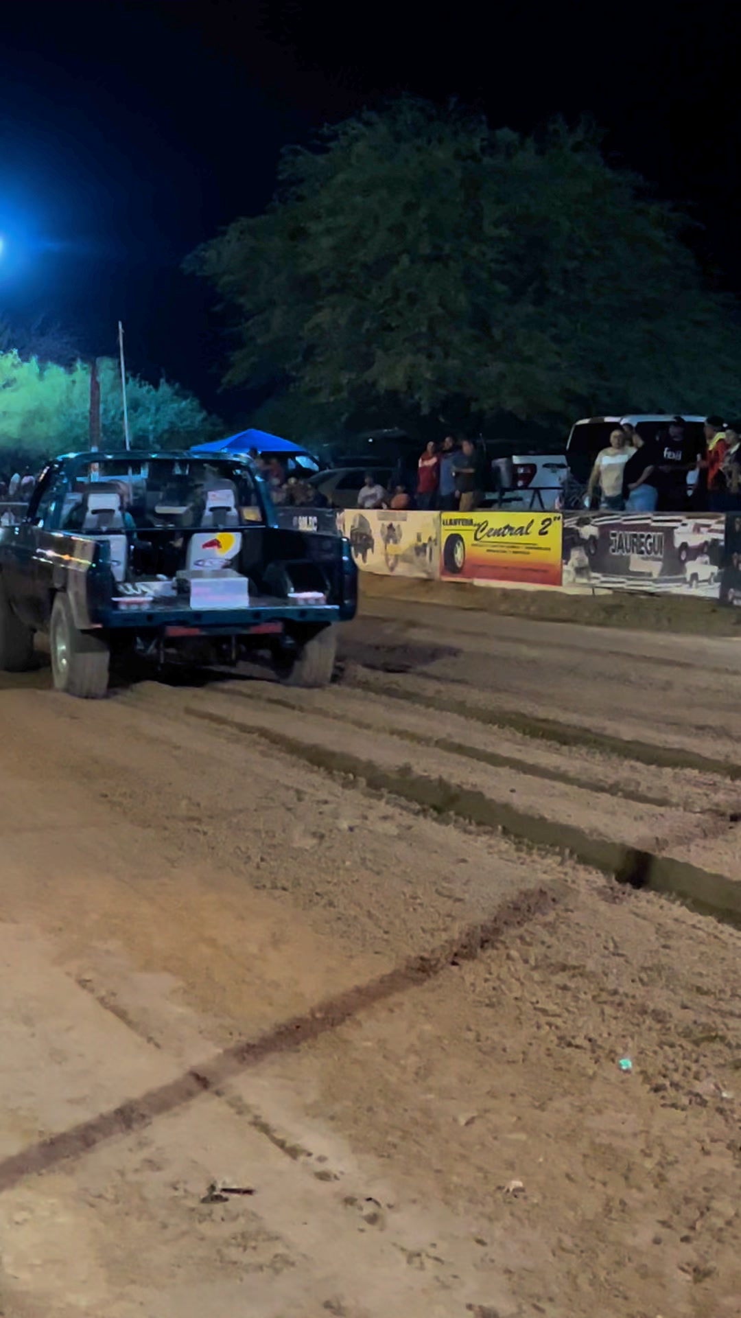 Blazer súper callejero la Red Bull 🐂🏁 #777racingteam #reelsvideoシ ...