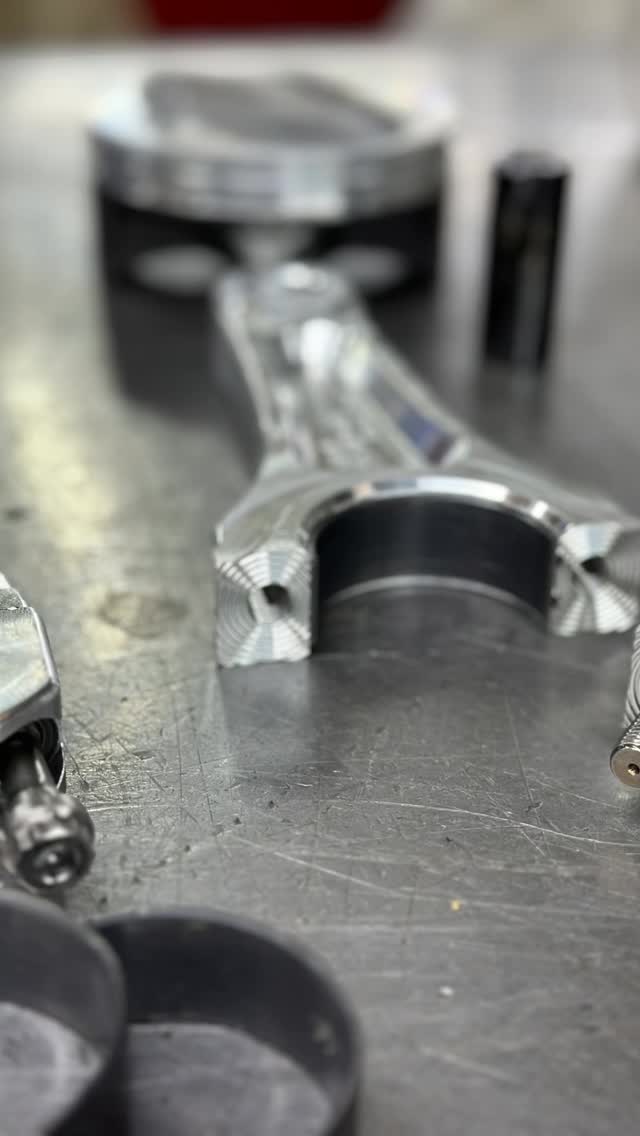 Made in the USA 🇺🇸 Ron Grose Connecting Rods Wrap your hands around ...