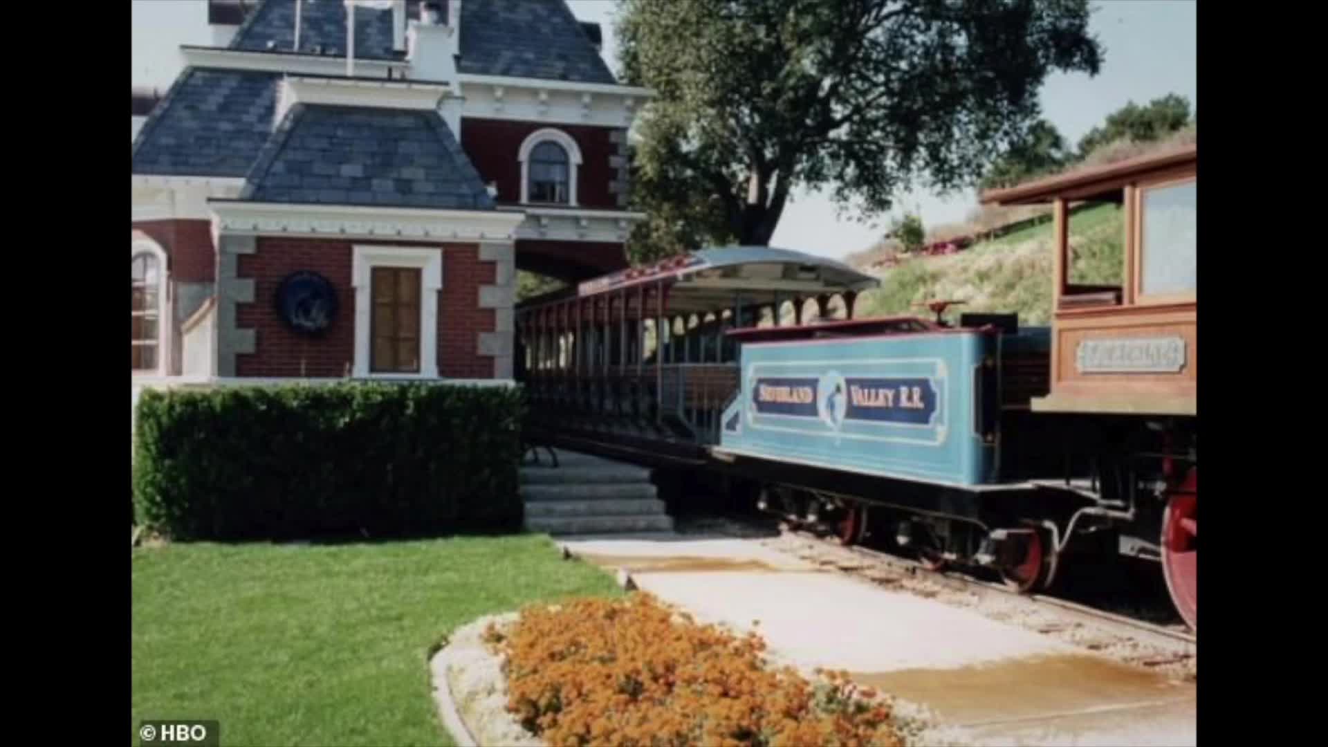 Did you know how similar the Neverland train station was to the ...