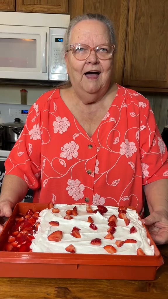 Mamaw Gail cooking Fan on Reels | Facebook