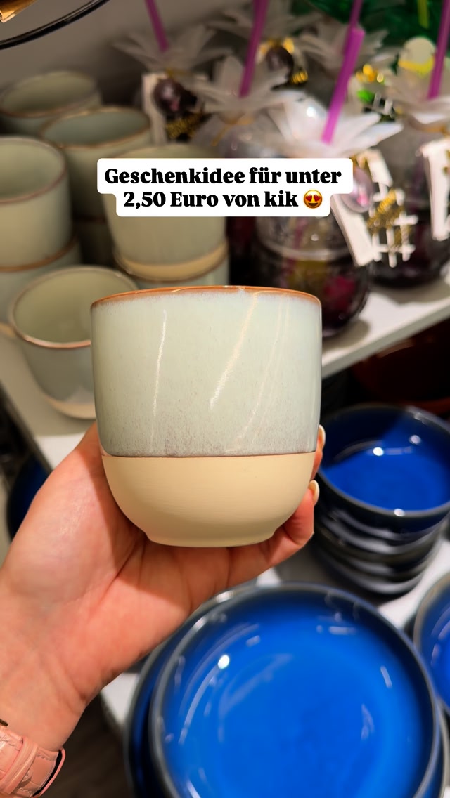 Diese süßen Tassen gibt es gerade für 2,49 Euro pro Stück bei @kik.de und sie lassen sich wunderbar #gravieren 😍 Eine tolle Geschenkidee, oder? #mrbeam #madewithmrbeam #mrbeamlasers #engraving #breze