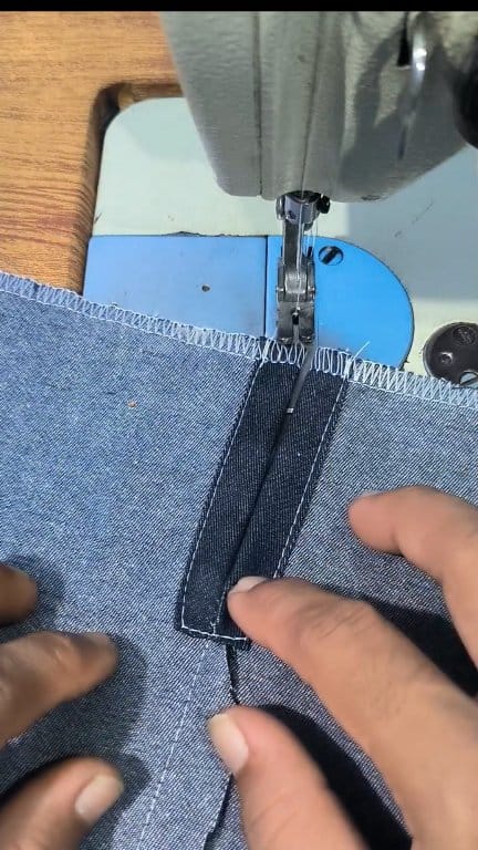 make a split seam #sewing #tips #ideas #costura | Tips menjahit | Facebook