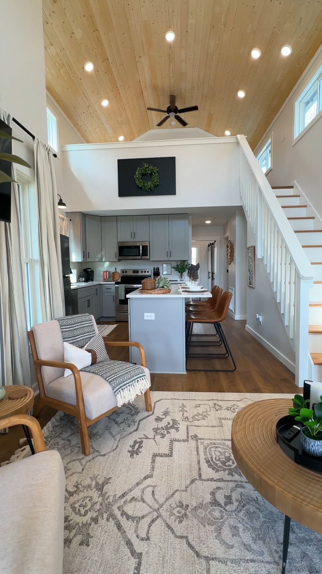 The Retreat at Water's Edge