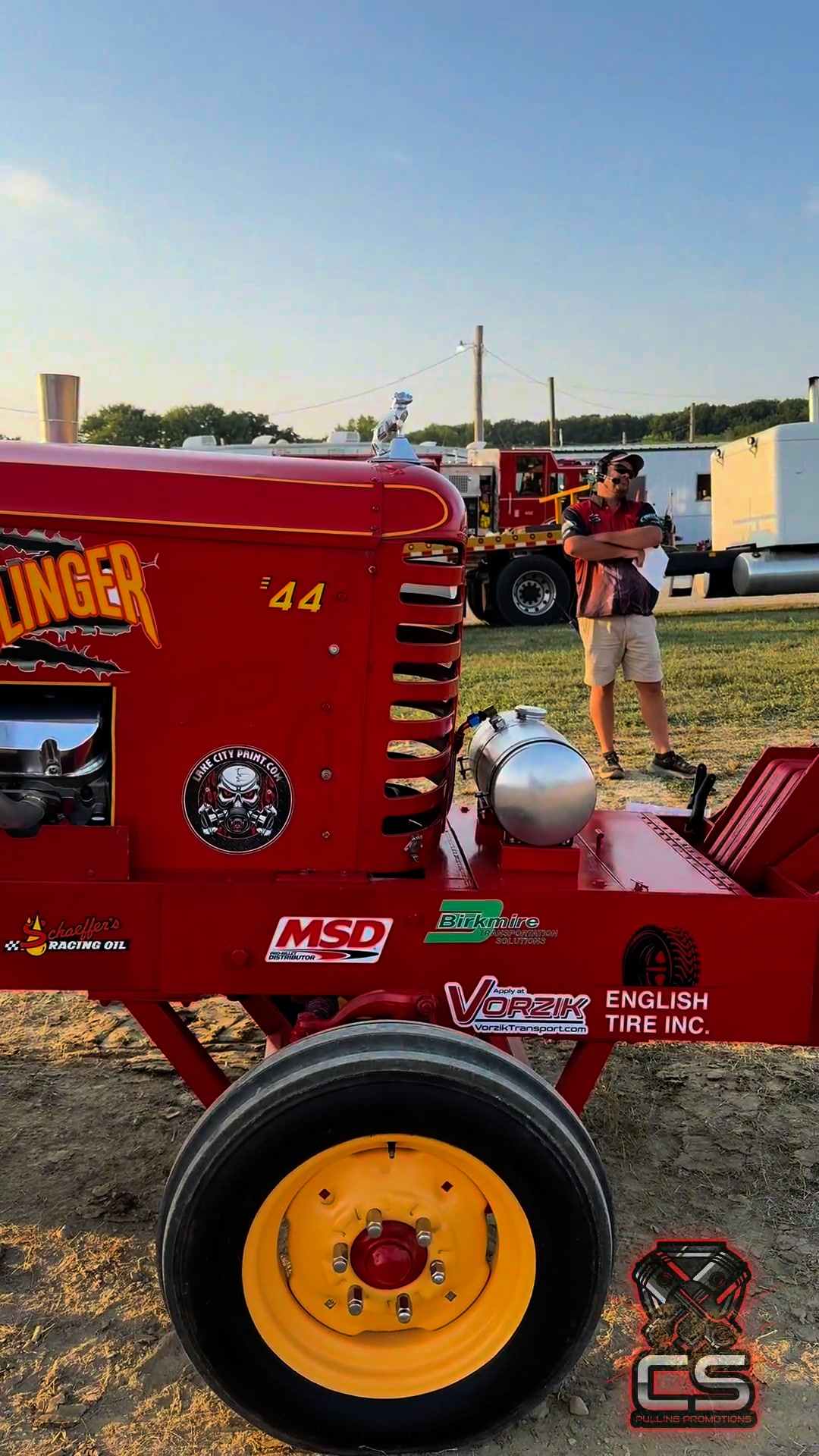 “Red Slinger” Hot Rod V8 Tractor #RedSlinger #HotRodTractor #V8Power # ...