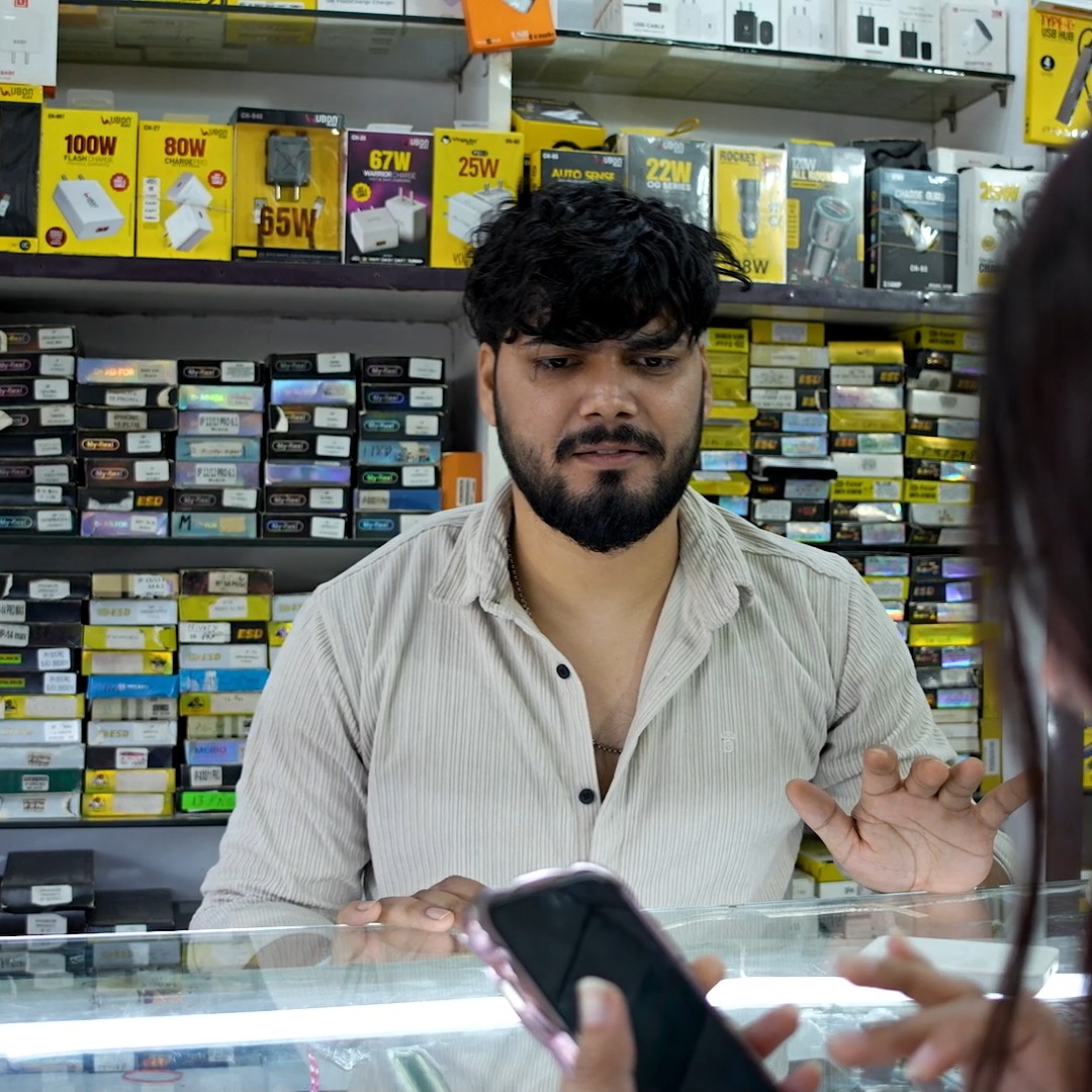 Phone Repairing Wala 😨 #fypageシ #entertainment #unxpected #drama # ...