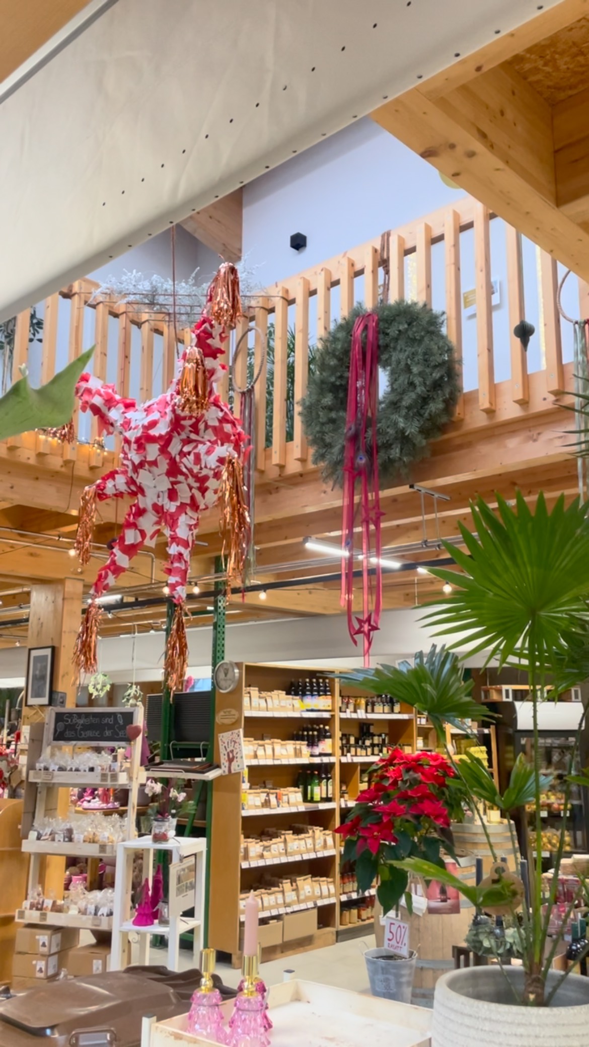 🎄✨ Frohe Weihnachten & ein glückliches neues Jahr! ✨🎄, Liebe Kundinnen und Kunden von Gartenglück 🌿💚,, wir möchten uns von Herzen bei Ihnen für Ihr Vertrauen und Ihre Unterstützung bedanken 🤍✨, Wir