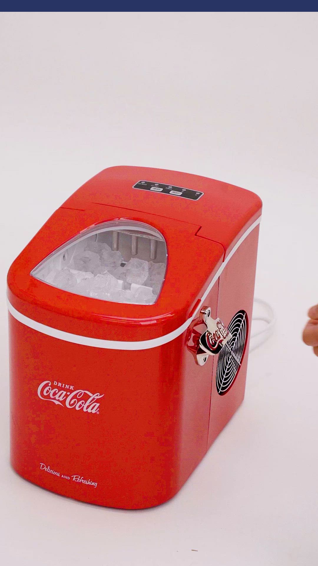 Das coolste Eis selber machen. 🧊 – auf spcshop.ch, #SPC #Eiswürfel #Eis #Eismaschine #Eiswürfelmaschine #CocaCola #Cola #spcshop #SPCelectronics | spcshop.ch