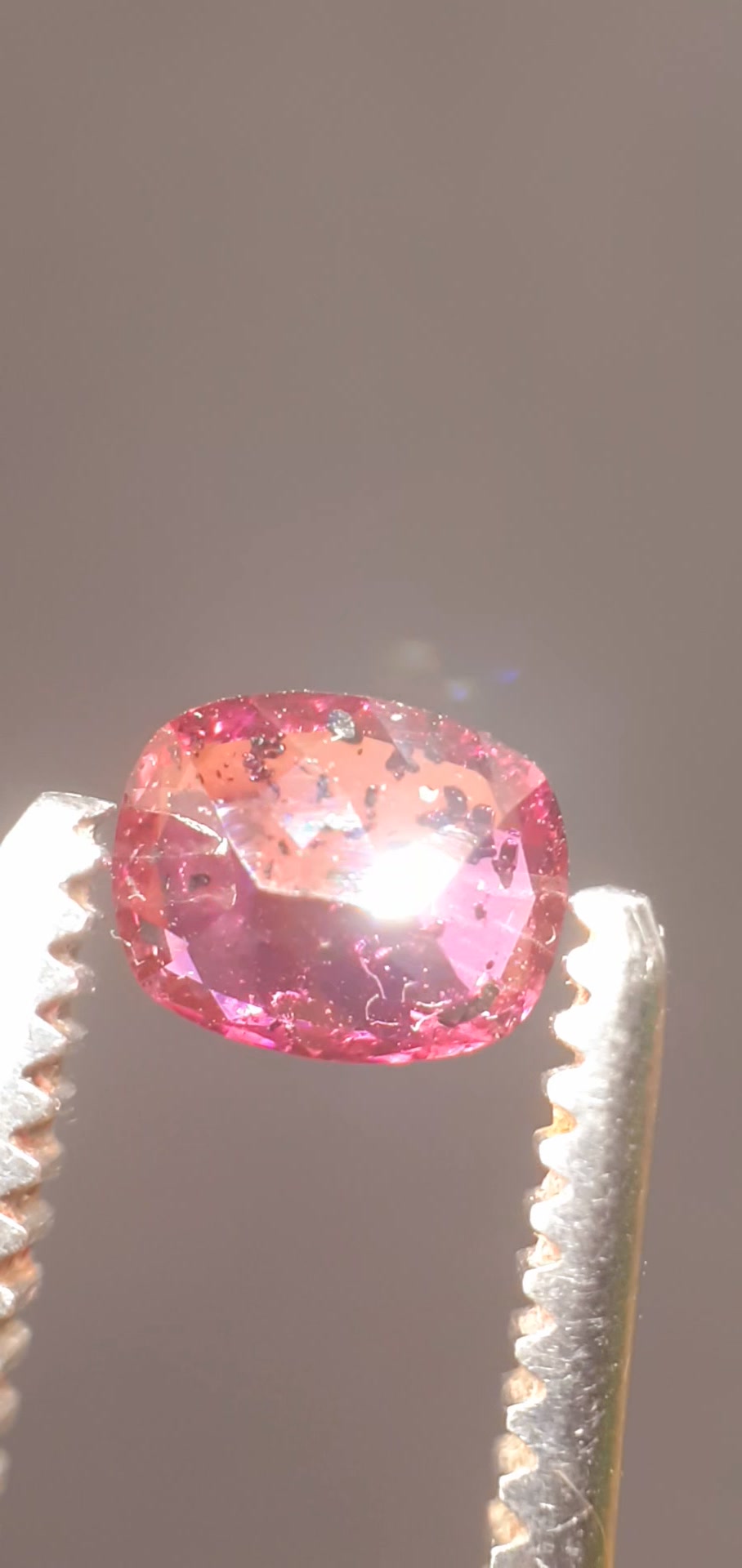 Lot De Rubis Corindon Naturels Bruts Cristallisés 41 Carats - Provenance Madagascar, Non Traités