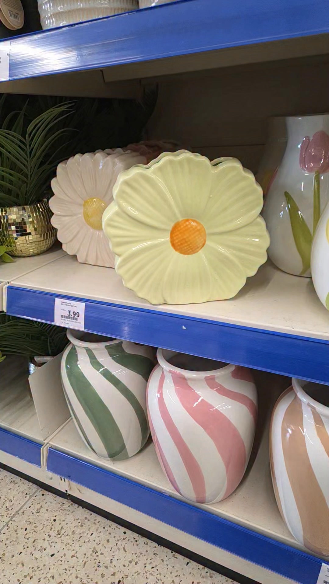 Les vases du moment chez action #action | Mes secrets de nana