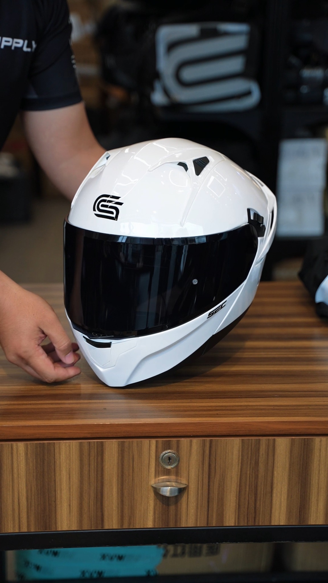 🪖🔥 SEC Element Modular Helmet, praktikal, stylish, at protektado ka sa ...