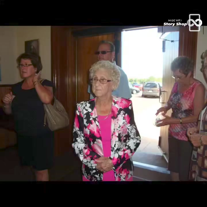Ray was happy went they all came out singing thank you guys | Marie ...