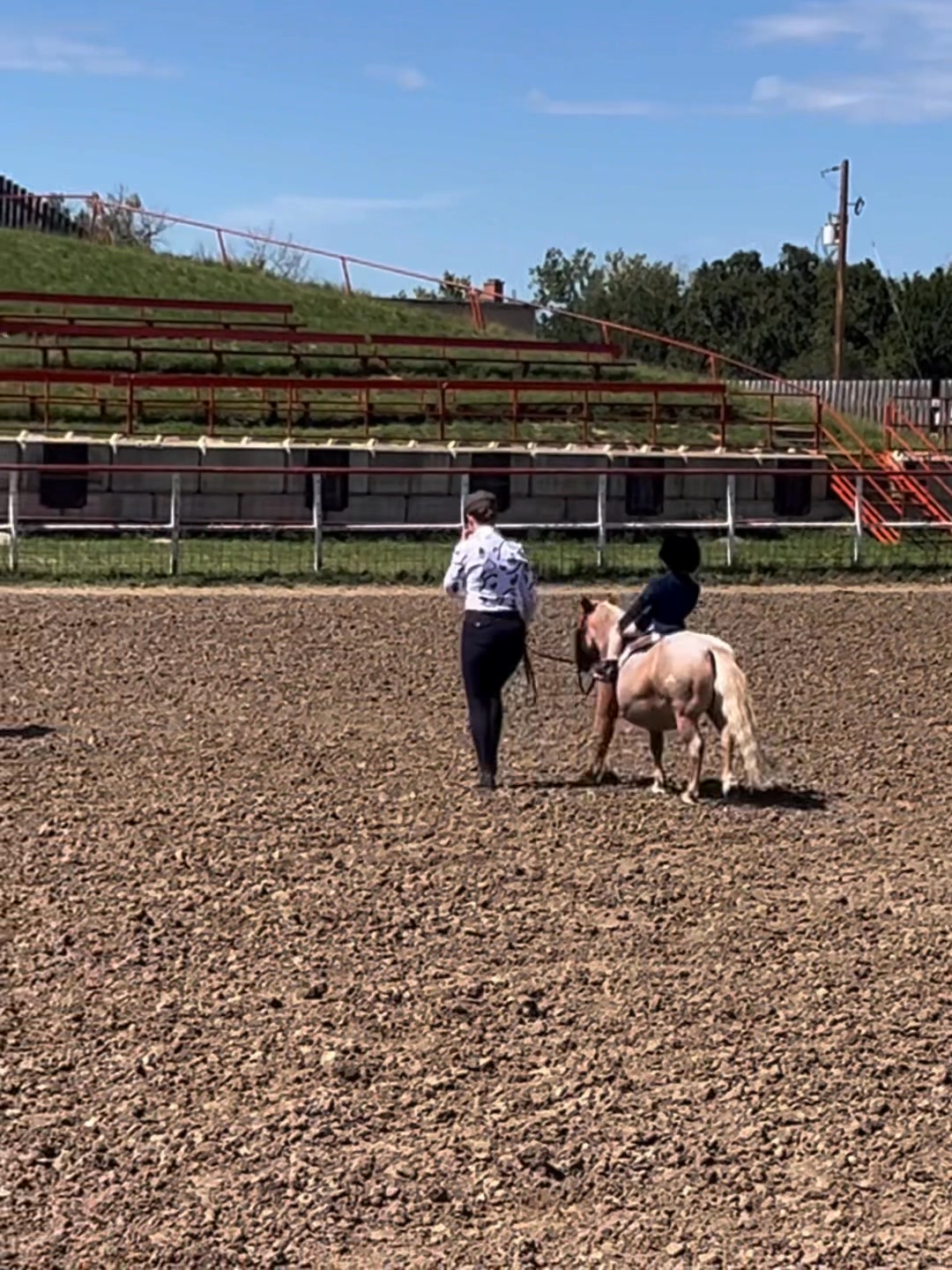 Just wrapped up our last horse show of the season in Maple Creek. I’m ...