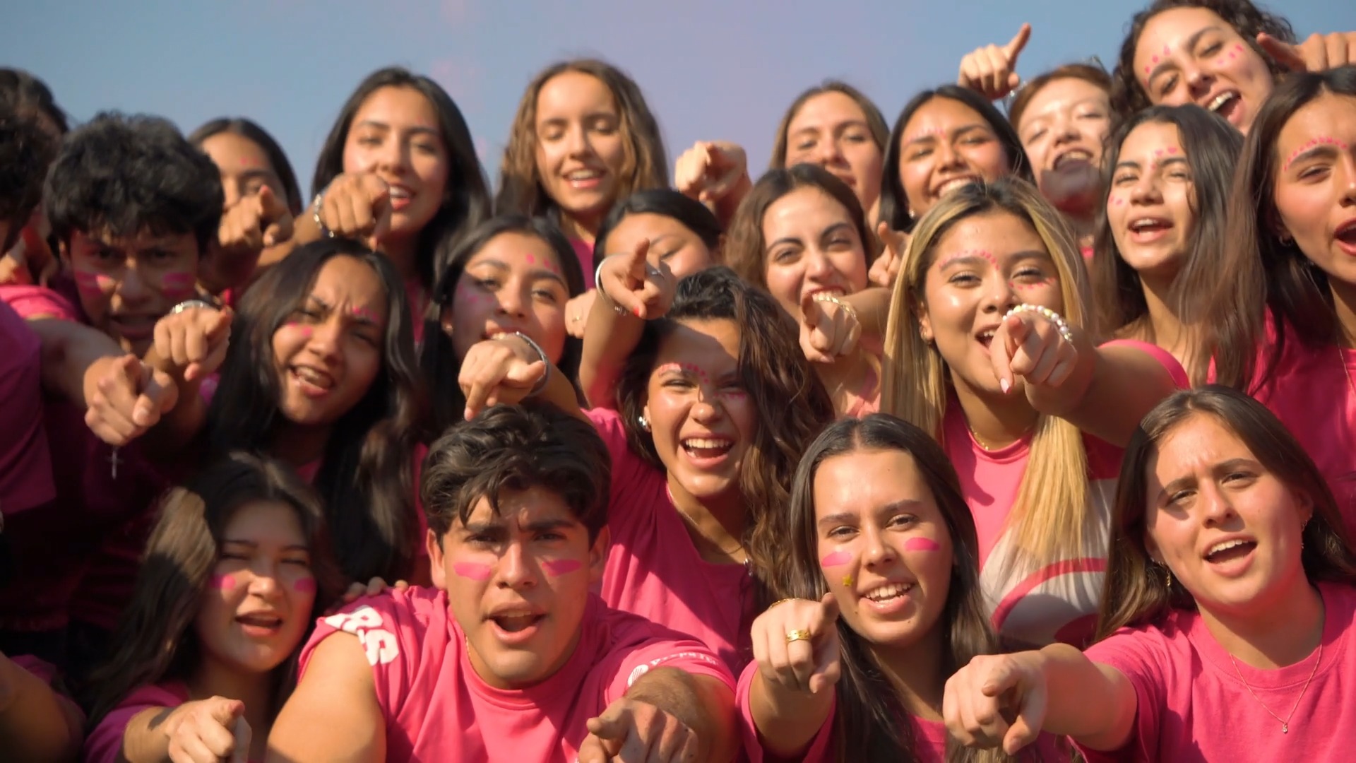 #Teaser 🩷 La Generación Rosa viene con energía, pasión y corazón para ...