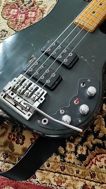 1981 G&L L2000 w/ original factory equipped Kahler trem