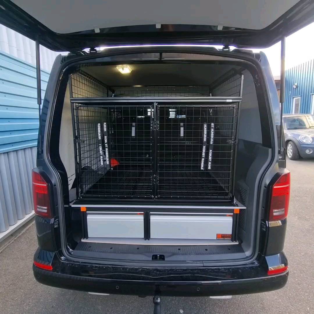 VW Transporter 🚛 Här har vi tillverkat en speciallösning till en VW ...