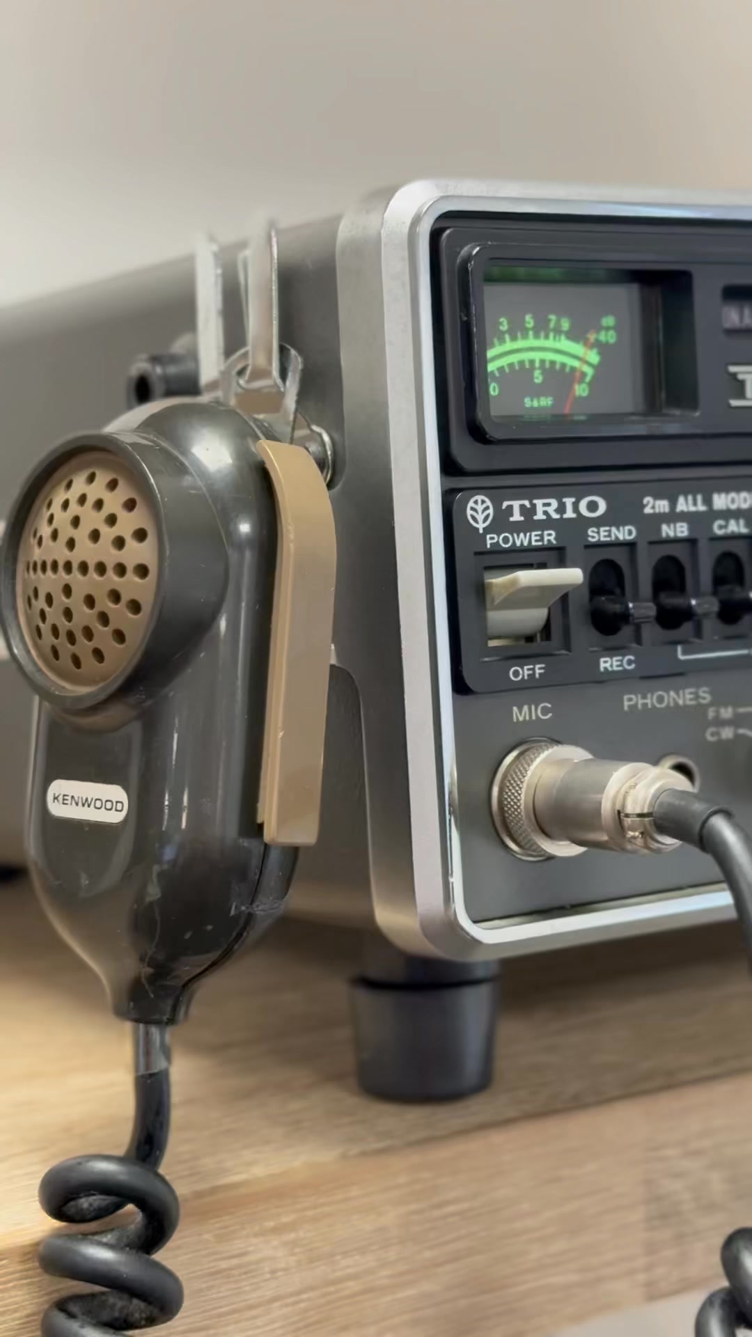 👑 The TRIO TS-700G — a legendary 2-metre powerhouse built in the