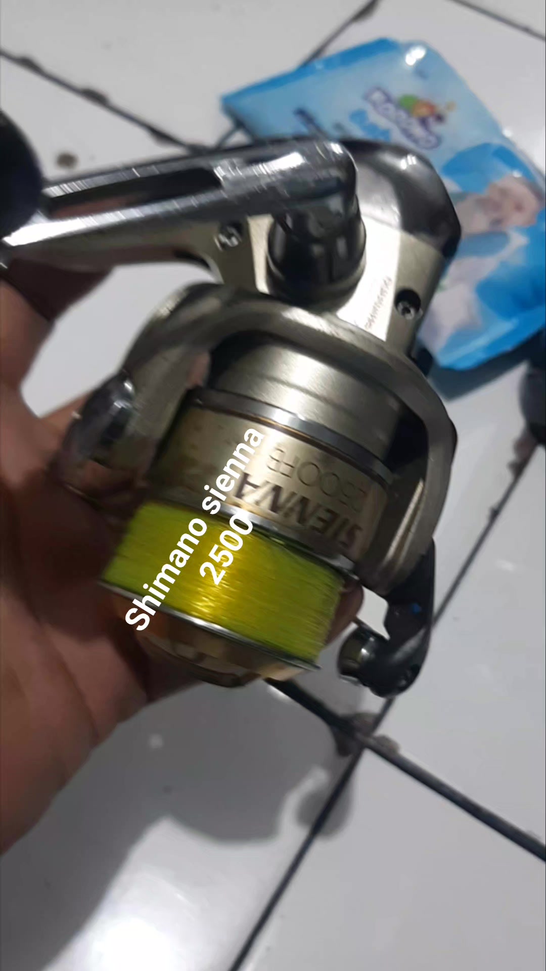 shimano sienna 2500 fb FD SN2500FD — Ted's Sports Center Although it does not have the technology of the most expensive Shimano models Shimano Sienna FG