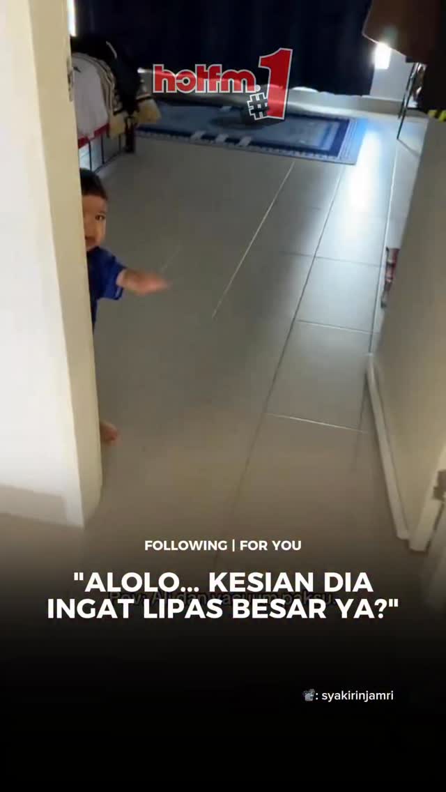 Kesian dia... Paksu dia pun, lagi dia menangis, lagi paksu dia suka 😆 # ...