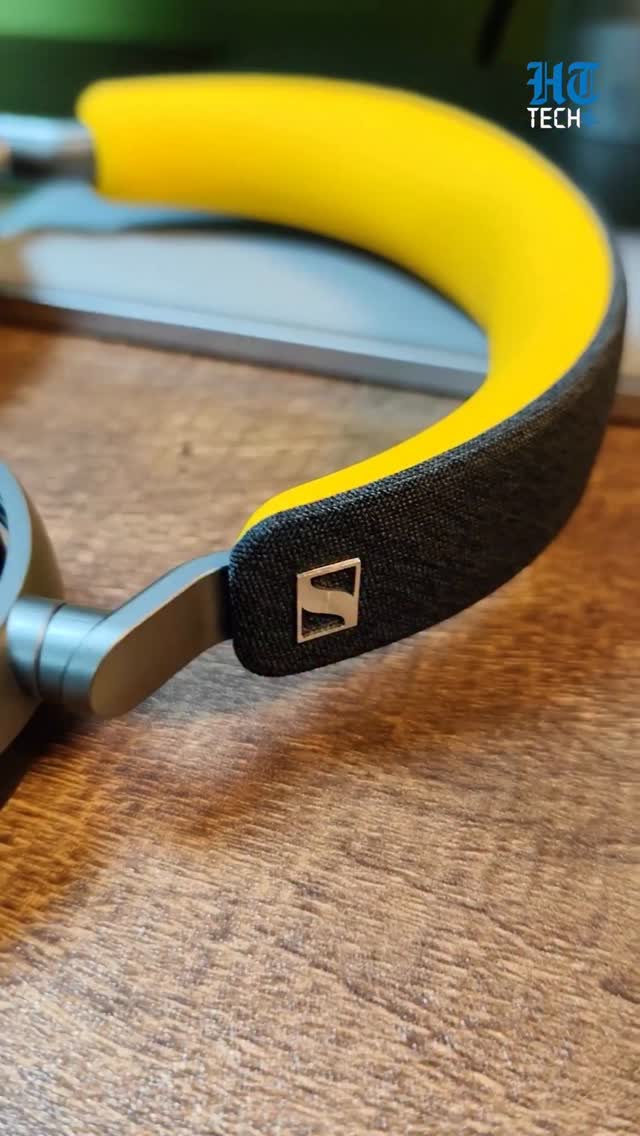 Sennheiser MOMENTUM 4 Wireless 80th Anniversary Edition Unboxing