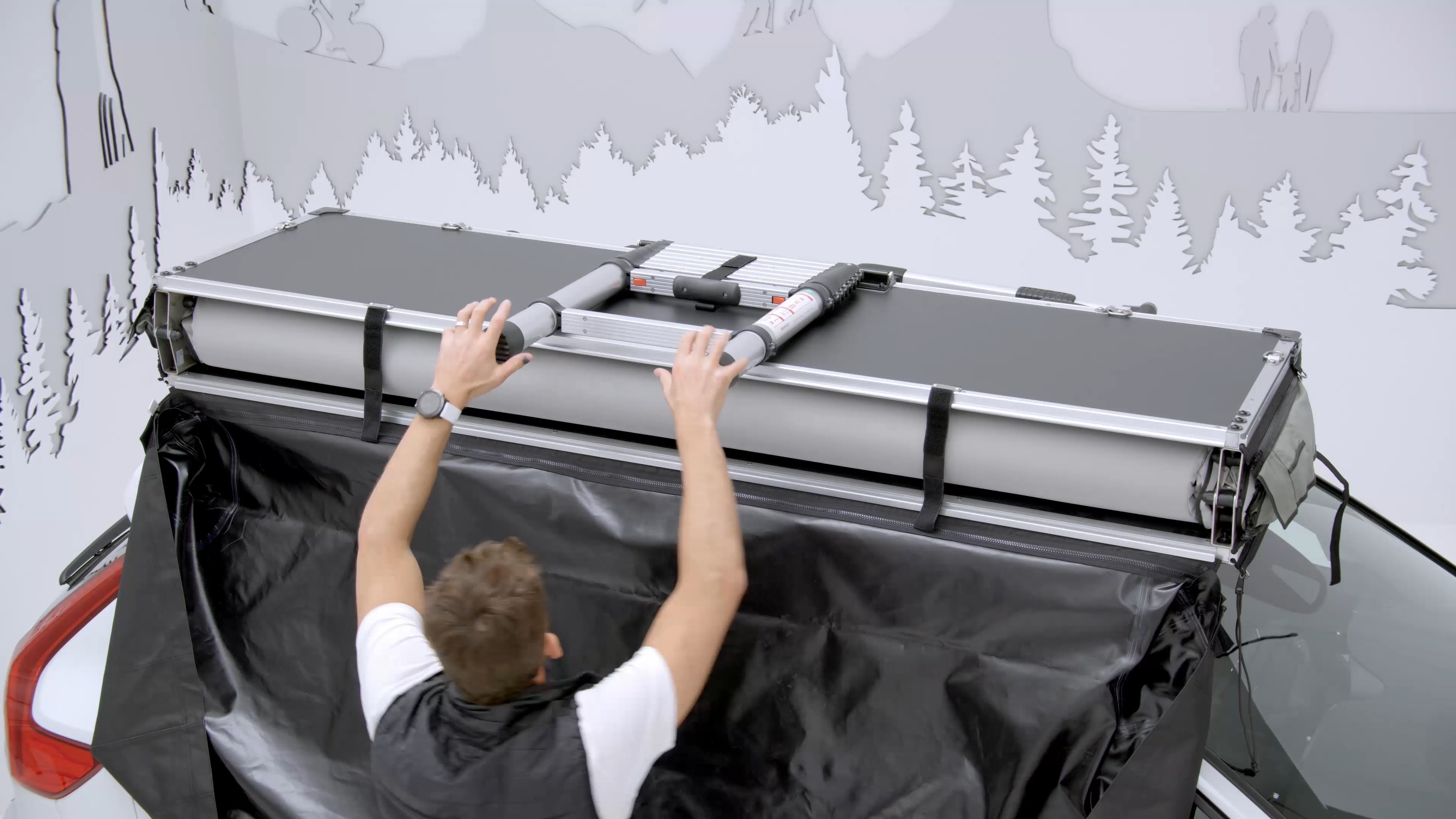 ชมคลิปสาธิตวิธีการติดตั้งเต๊นท์บนหลังคารถ Thule Tepui Foothill สำหรับ ...