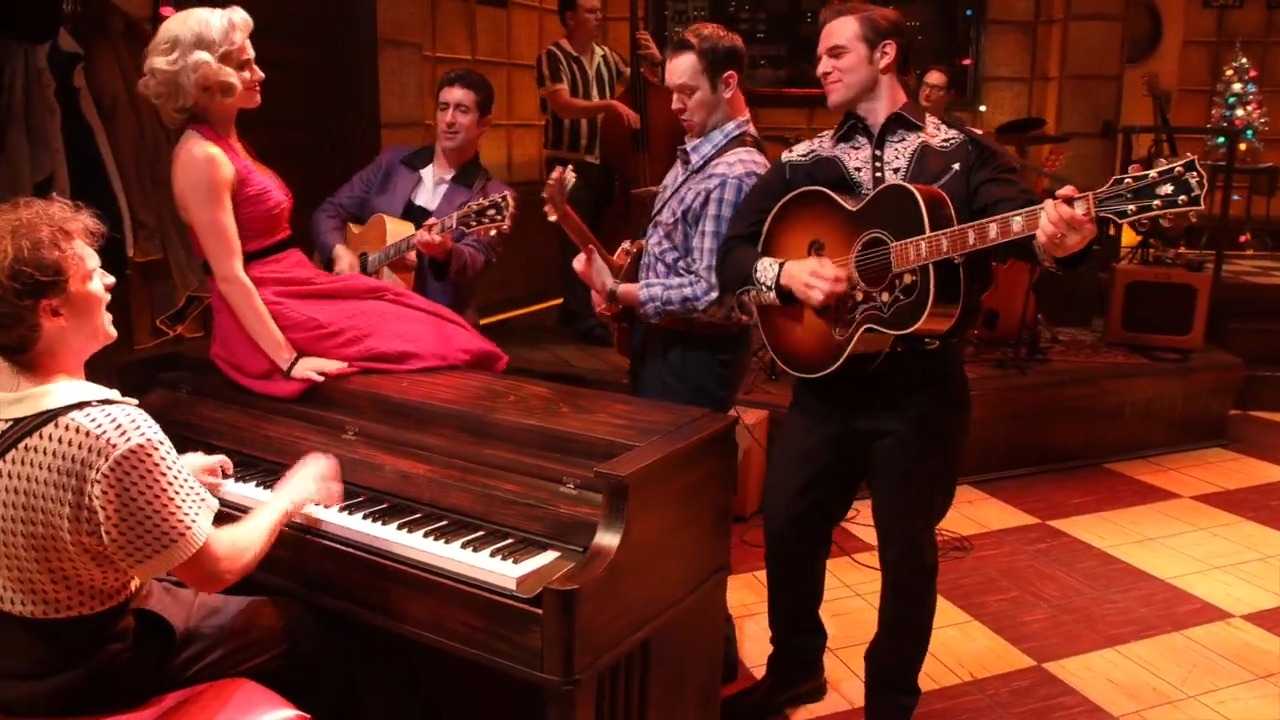 Goodness gracious, the jam session has begun! MILLION DOLLAR