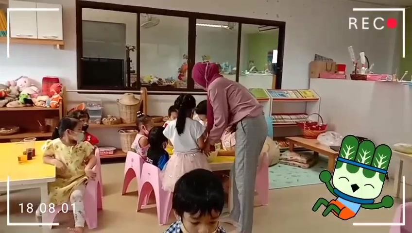 DLP Kindergarten 2/5 Parents Activity 🌈Rainbow Cabbage Experiment by ...