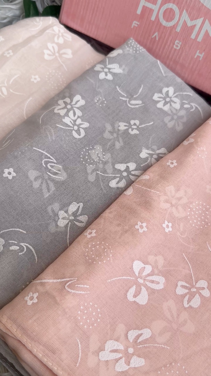 Ambush print cotton hijab #hijab #hijabfashion #hijabstyle #softhijab # ...